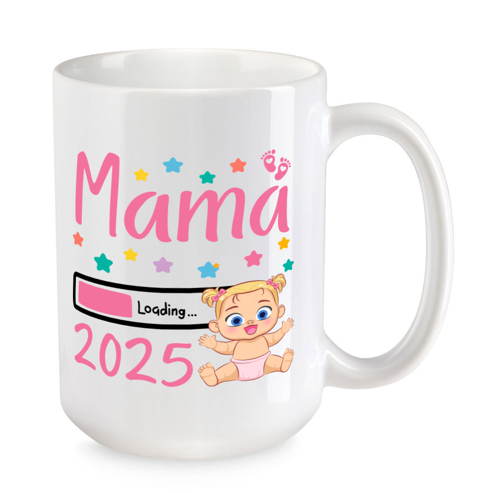 Mama Loading 2025 (Mädchen) - XL-Tasse - Geschenk - Kaffeebecher - weiss